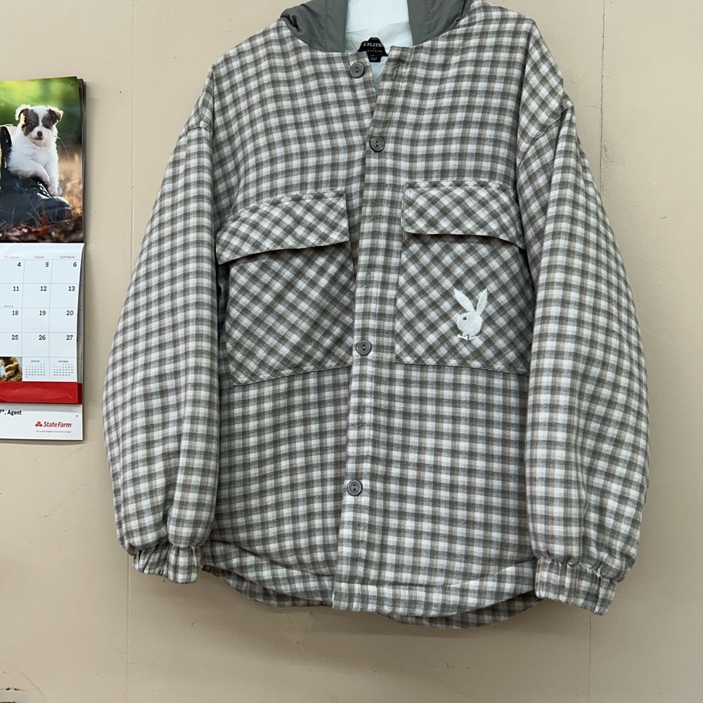 PacSun Beige Checkered Jacketxs/s